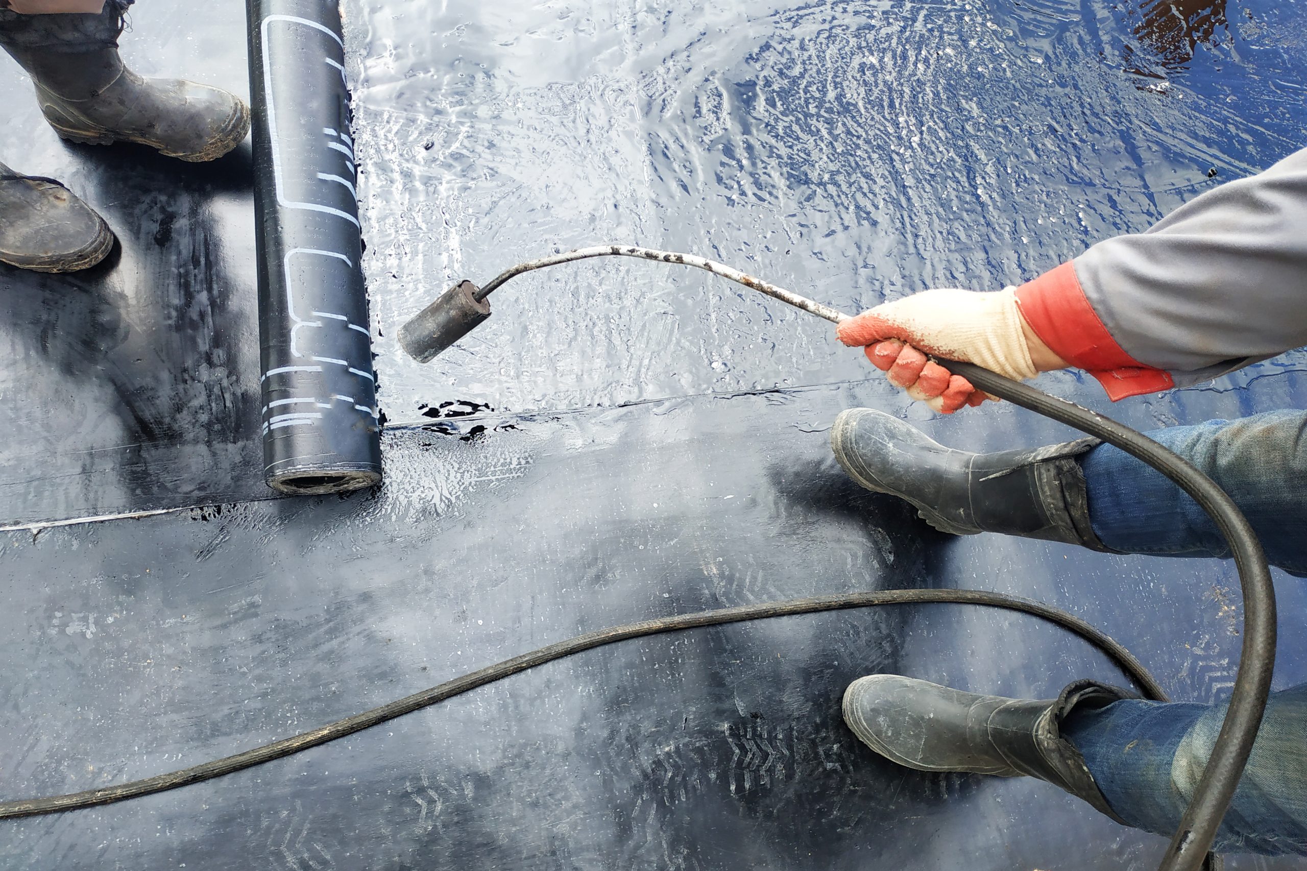 Professional installation of waterproofing
